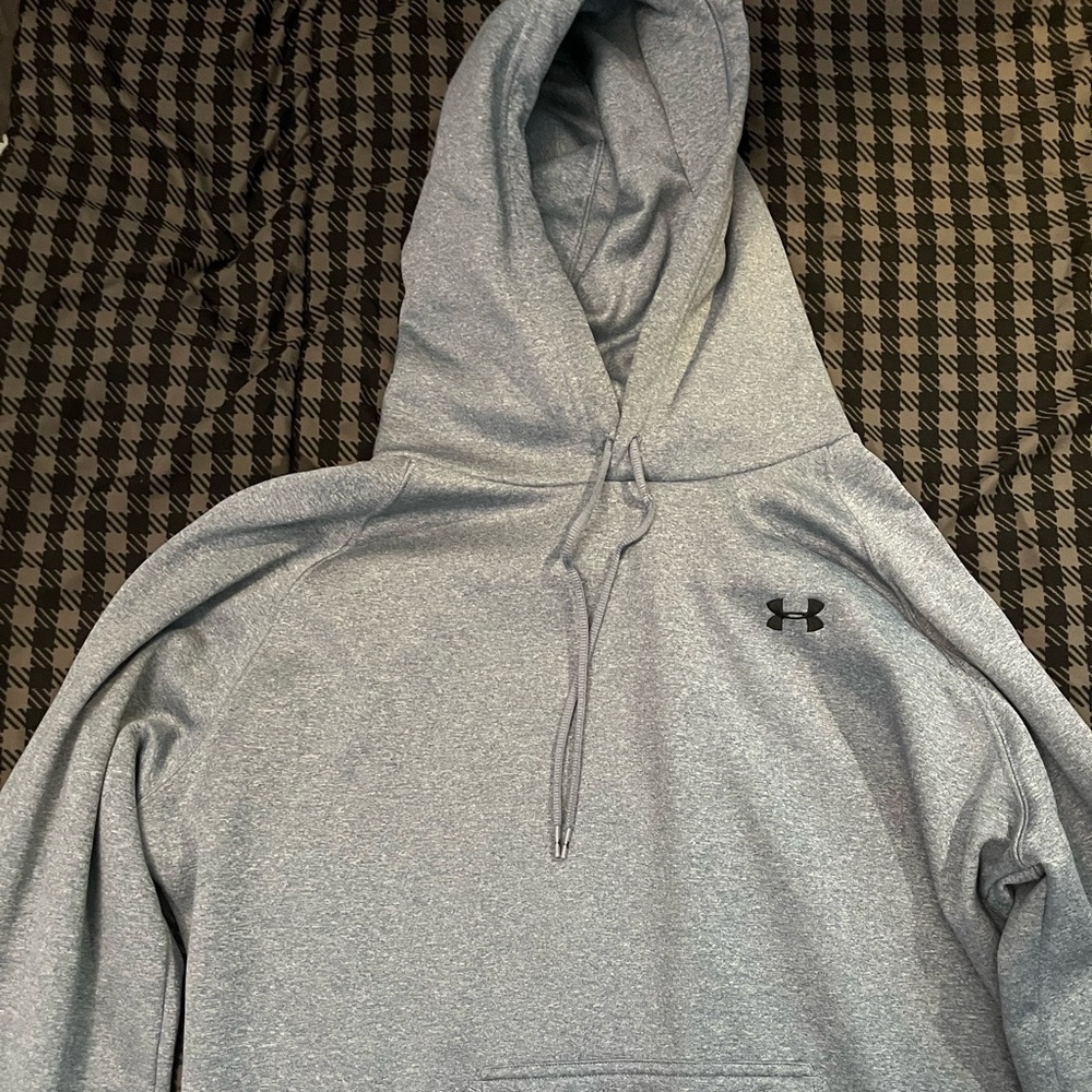 Under armor hoodie size M